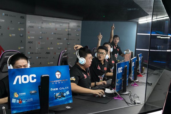 巴萨的队长 巴萨的队长